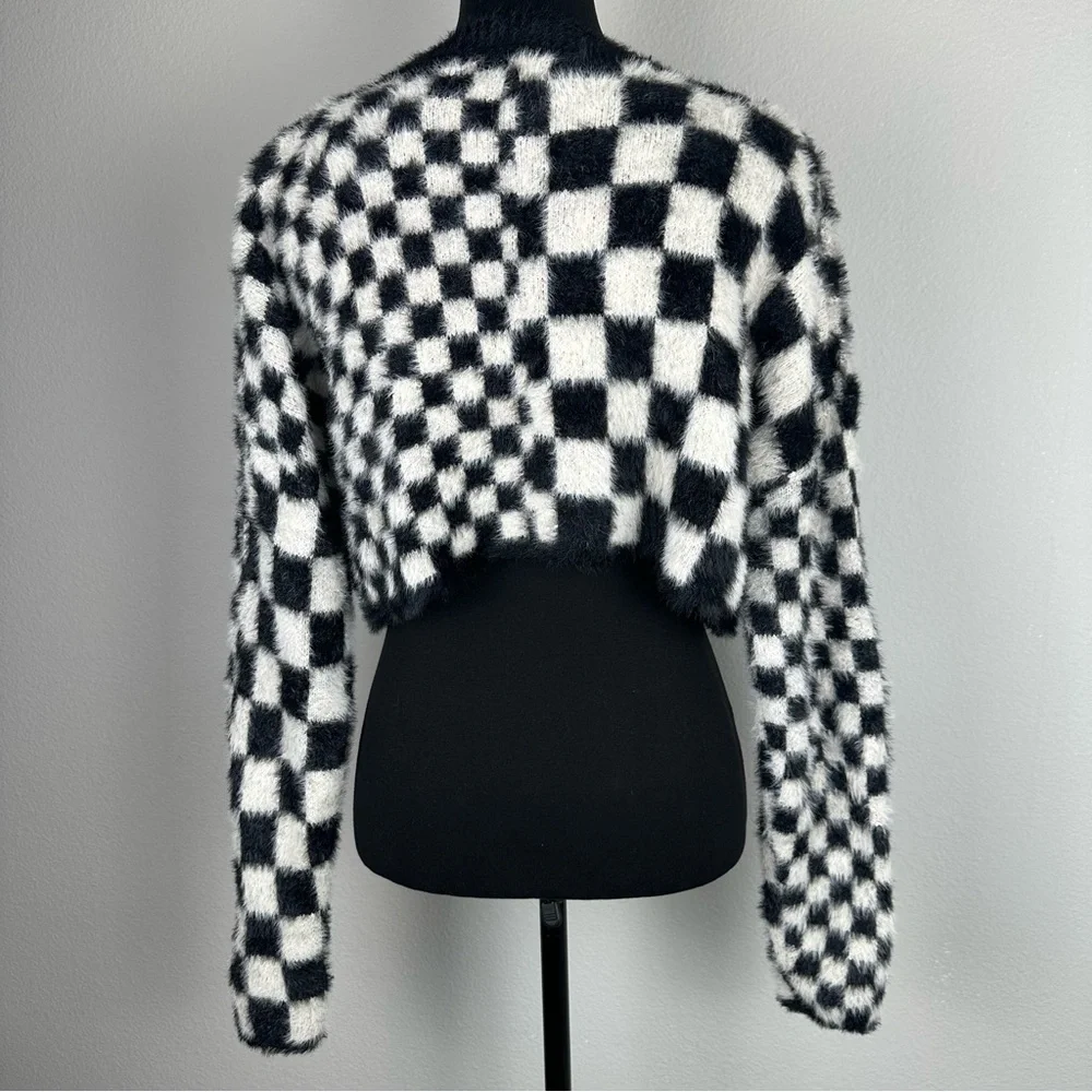 Edikted Cropped Fuzzy Black & White Checkered Sweater Womens Size XS New Jumper - Picture 5 of 8